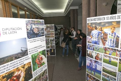 Foto de La exposición “10 Años de Periodismo Digital en El Bierzo” llega a Villafranca