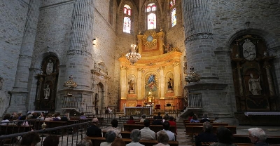 Foto de La Colegiata estrena retablo y Halffter un «Ave María»