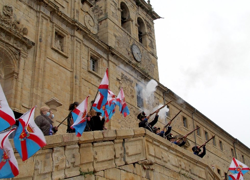 Foto de Villafranca celebra el bicentenario de la provincia del Bierzo con una exposición, un concierto y la hoguera de Santo Tirso
