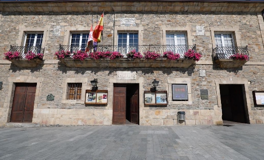 Las universidades de León y Vigo estudian en Villafranca el patrimonio natural y cultural del Bierzo